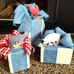 Handcrafted decorative wooden blocks/centerpieces